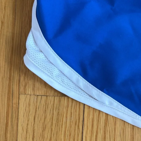 Nike Women's Royal Blue and White Athletic Shorts - University of Kentucky - Picture 6 of 6